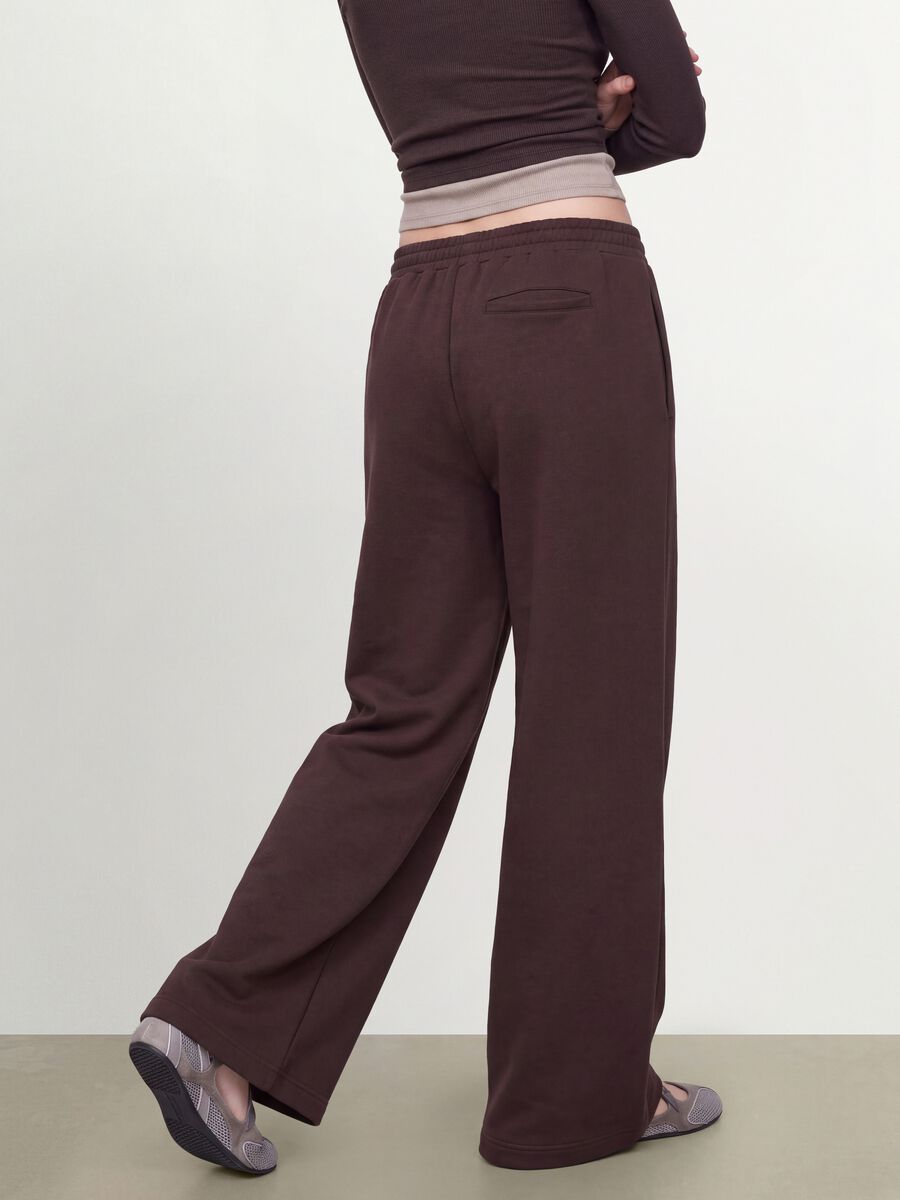 Brown wide-leg trousers in stretch modal with drawstring_3
