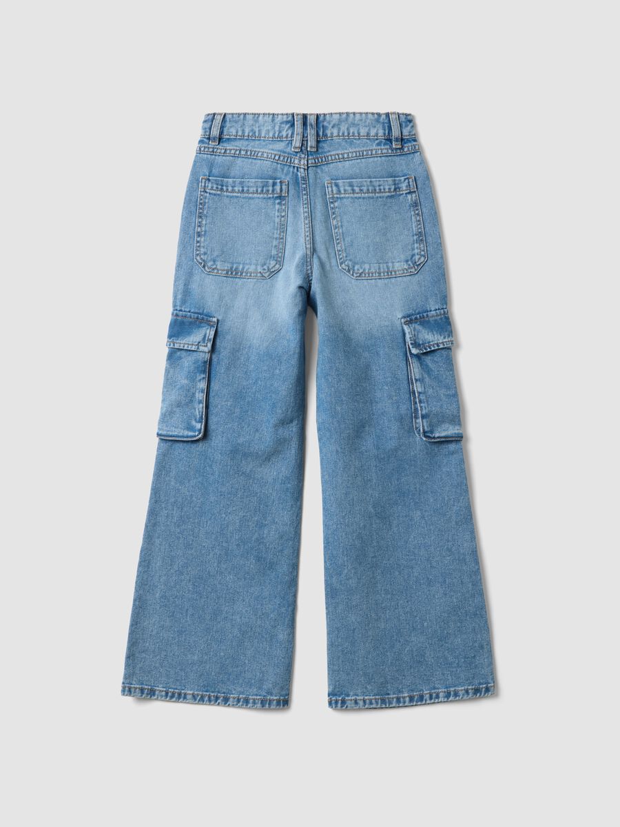 Light blue pure cotton denim cargo jeans, relaxed fit for girls_5