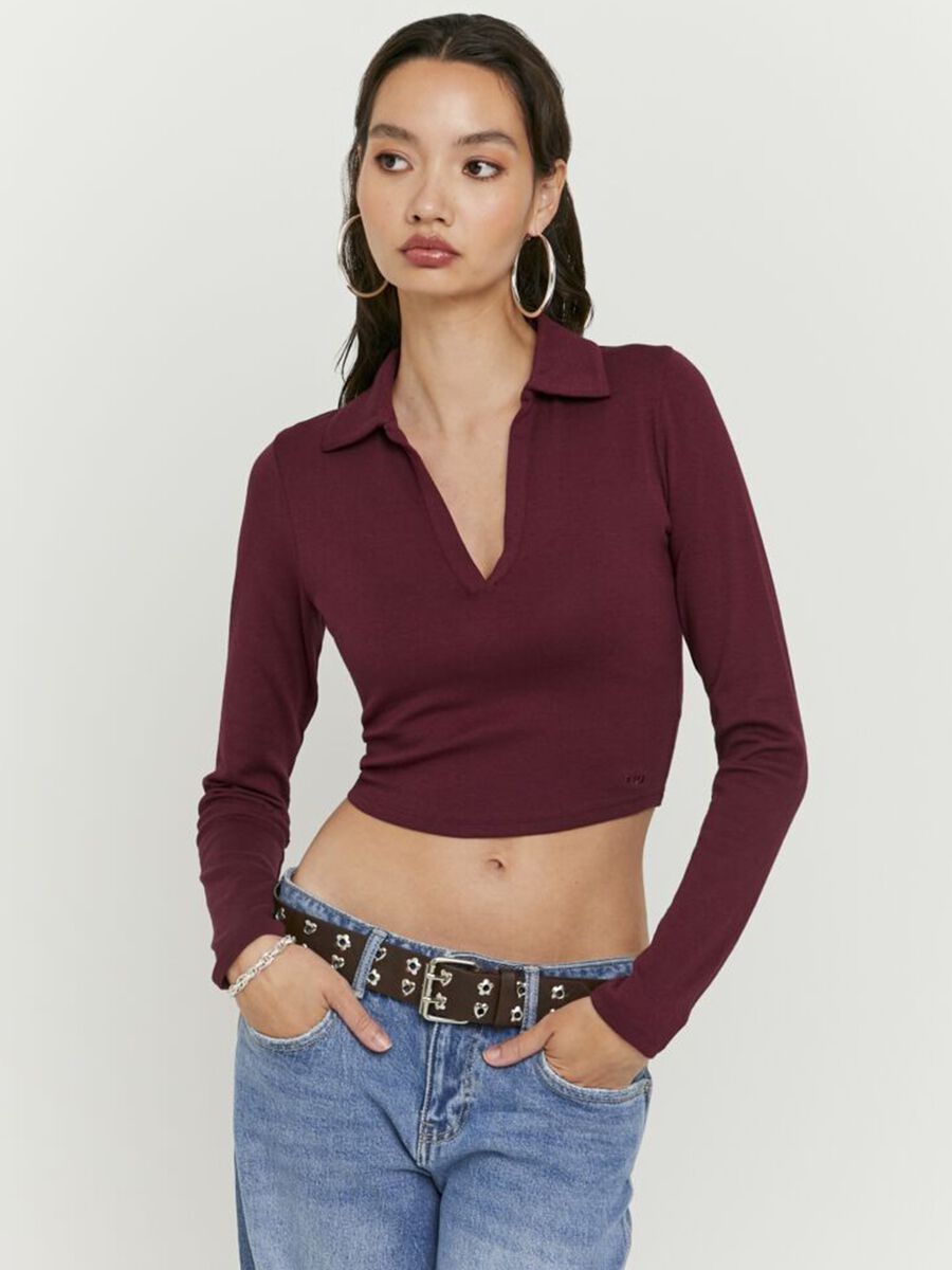 Red regular fit cotton blend sweater_2