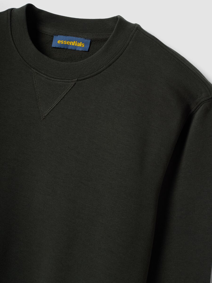 Black crew-neck sweatshirt in cotton blend, regular fit_6