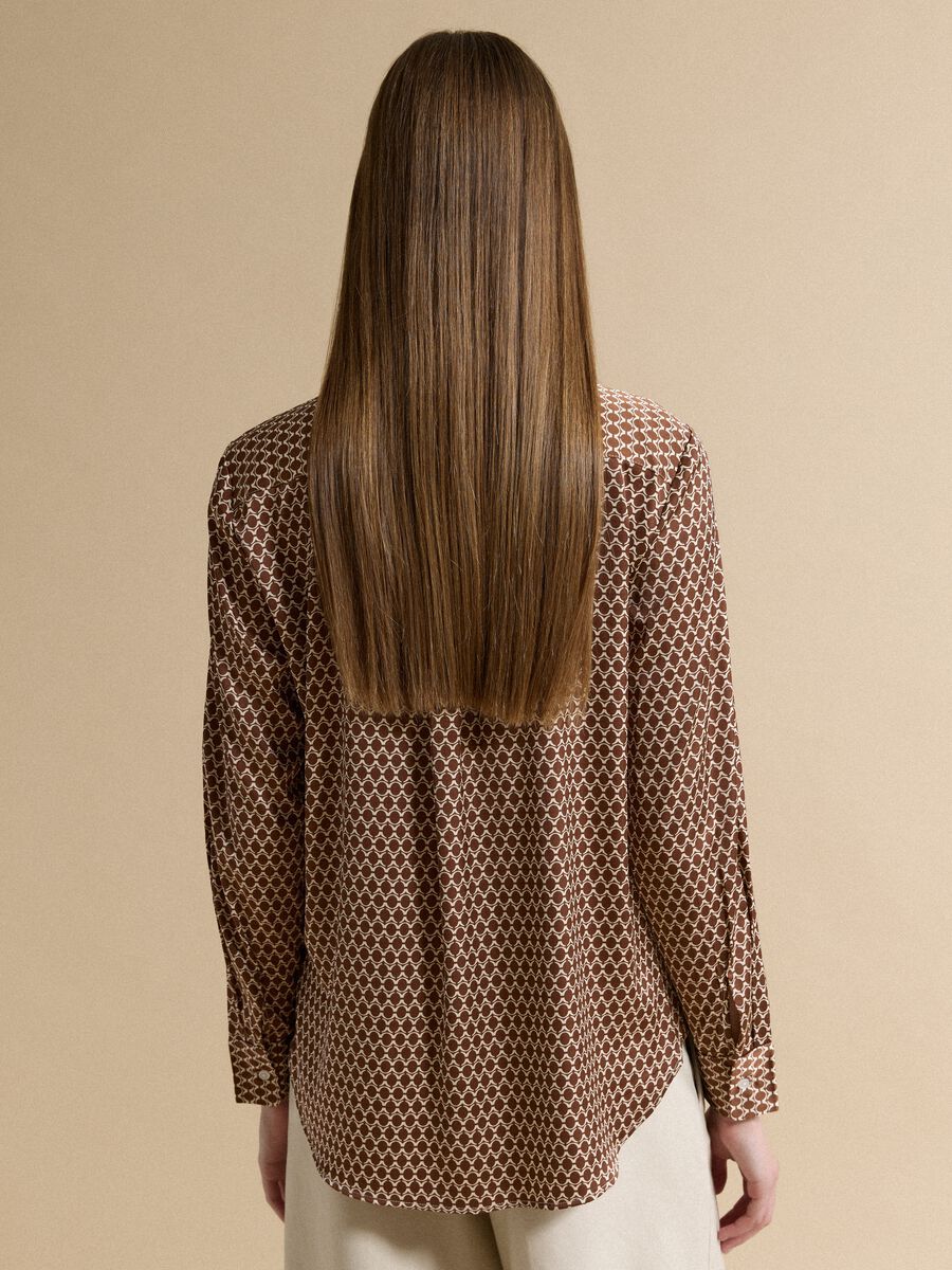 Brown stretch-fabric shirt with regular fit graphic print_3