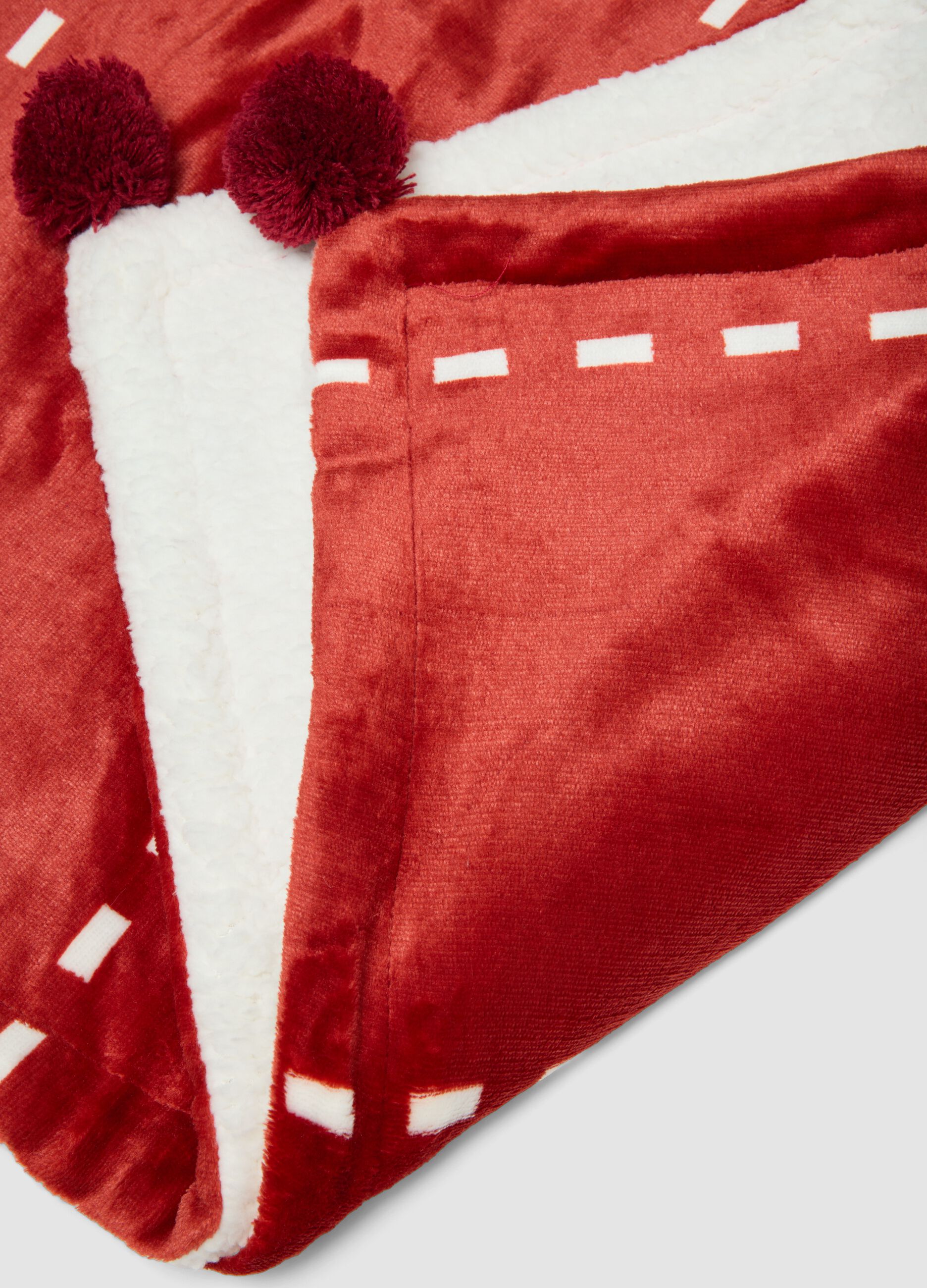 Red and white velvety-effect throw with contrasting lining