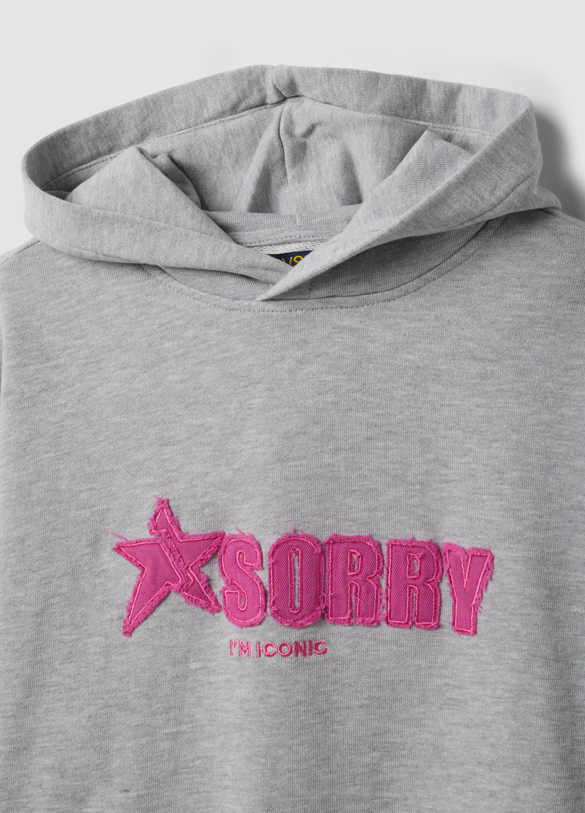 Grey oversized hooded sweatshirt in cotton blend with &ldquo;Sorry&rdquo; embroidery for girls