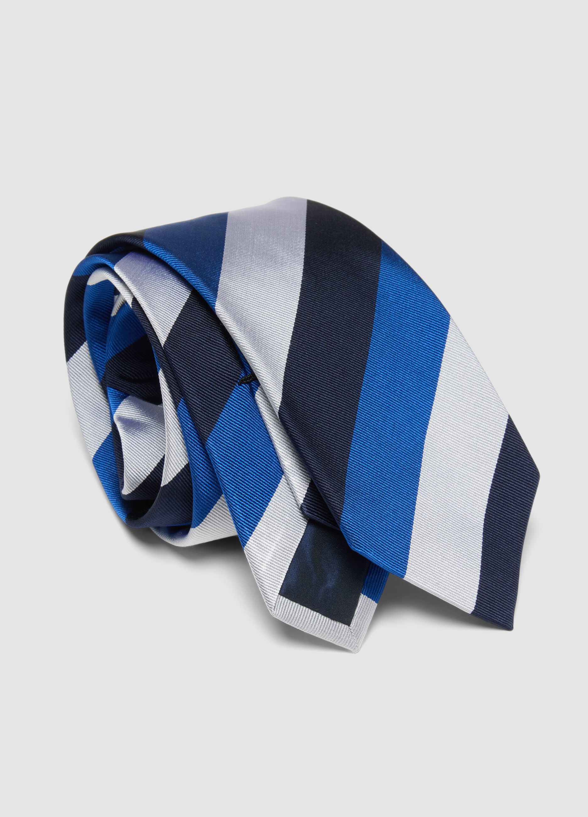 Blue pure silk tie with diagonal stripes