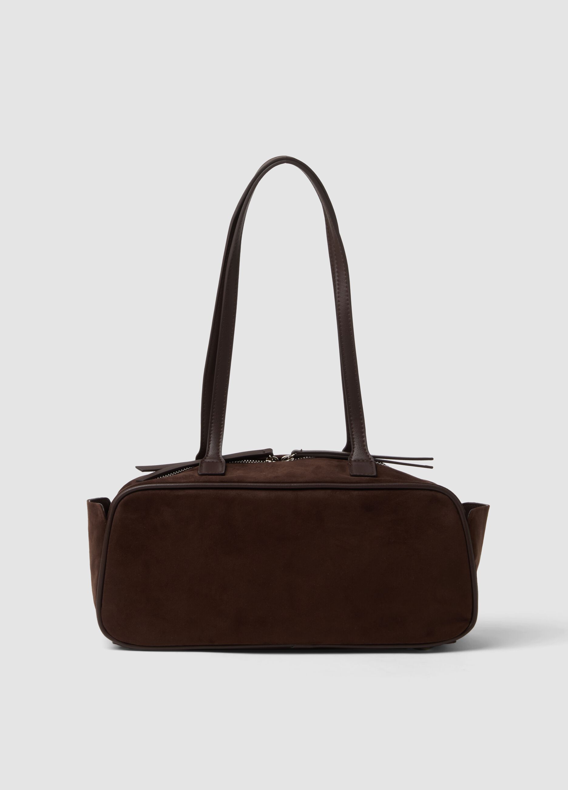 Brown shoulder bag with zip fastening
